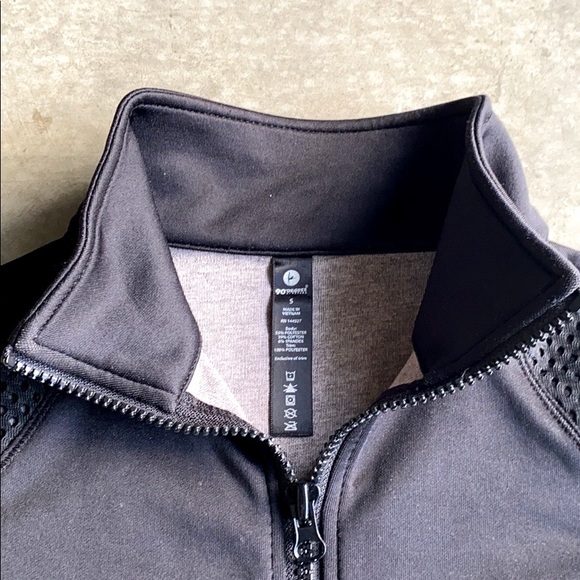 90 Degree black mesh zip up jacket - Picture 5 of 5